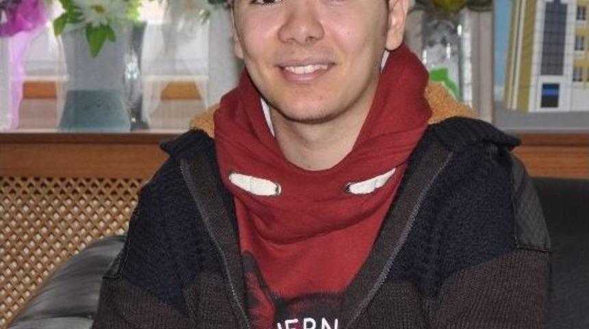 Kaza Ge&ccedil;iren Liseli Umut &Ccedil;etin&rsquo;den, &rsquo;motosiklet Kullanmayın&rsquo; Uyarısı