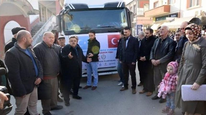 Bayırbucak Ve Suriye T&uuml;rkmenlerine 1 Tır Dolusu İnsanı Yardım