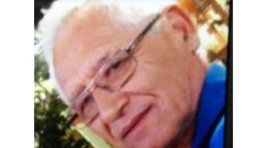 Emekli M&uuml;d&uuml;r Ağa&ccedil;ta Asılı Bulundu