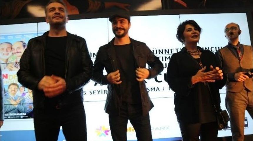 &rsquo;d&uuml;ğ&uuml;n Dernek 2: S&uuml;nnet&rsquo; Filminin Antalya Galası Yapıldı