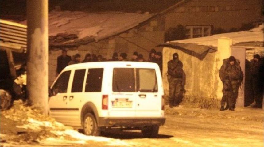 Erzurum&rsquo;da Oğlunu Pompalı T&uuml;fekle &Ouml;ld&uuml;ren Baba Polise Ateş A&ccedil;tı