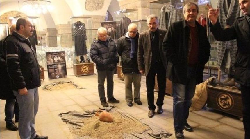 Samsunlu Gazeteciler Kervansarayı Gezdi‏