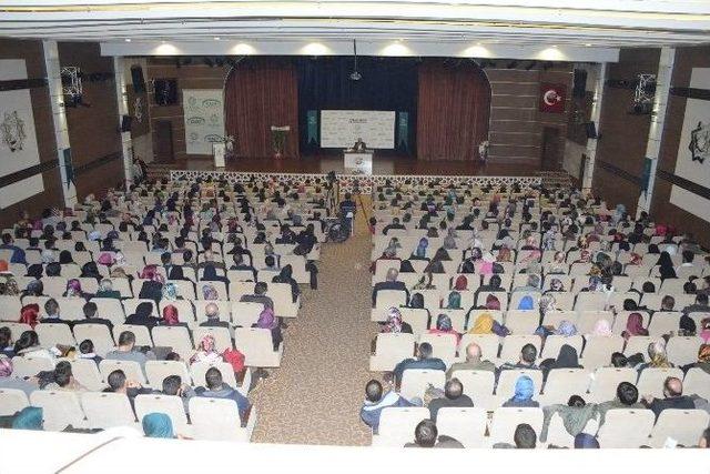 Meram’da Toplumsal Eğitim Seminerleri Sürüyor