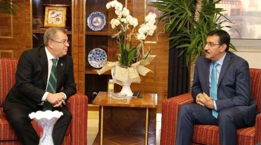 Bakan T&uuml;fenkci&rsquo;den &rsquo;g&uuml;mr&uuml;klerde Otomasyon&rsquo; A&ccedil;ıklaması