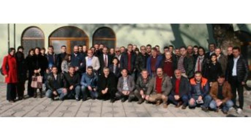 &Ouml;ğretmenlerden T&uuml;rkmenlere Destek