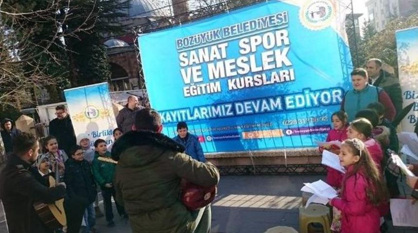 Kursları Tanıtmak İ&ccedil;in Bu Y&ouml;ntemi Se&ccedil;tiler