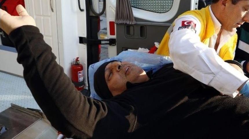 Antalya&rsquo;da Sokak Ortasında Silahlı Saldırı