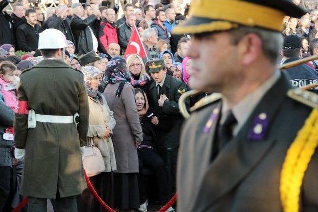 Şehit Uzman Çavuş Yaşar Yeniören Son Yolculuğuna Uğurlandı