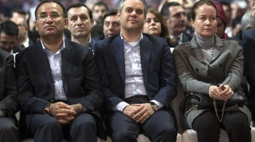 Ak Parti Genel Merkez 4. Gen&ccedil;lik Kolları Kongresi