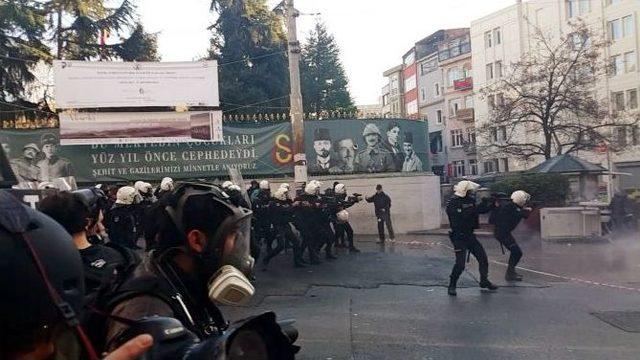 Galatasaray Meydanı’nda İzinsiz Gösteriye Polis Müdahalesi