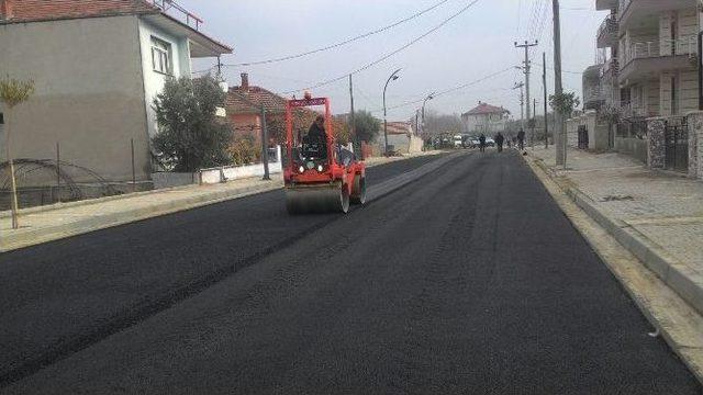 Büyükşehir’den Sarıgöl Sokaklarına Asfalt