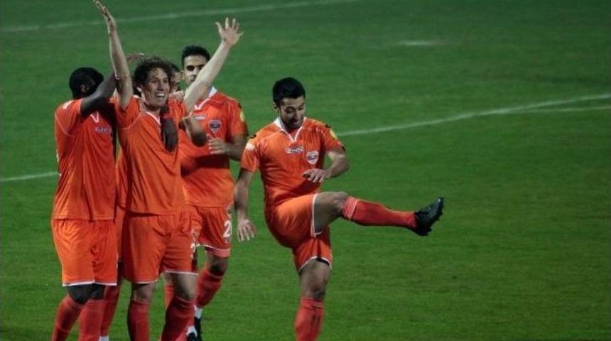 Adanaspor Galibiyet Serisini S&uuml;rd&uuml;r&uuml;yor