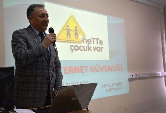 Tatvan’da “güvenli İnternet Kullanımı” Eğitimi