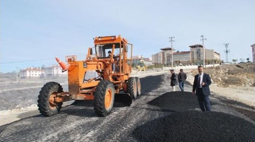 Başkan Cavit Erdoğan: Toki Yolunun Asfaltlama &Ccedil;alışması Tamamlandı