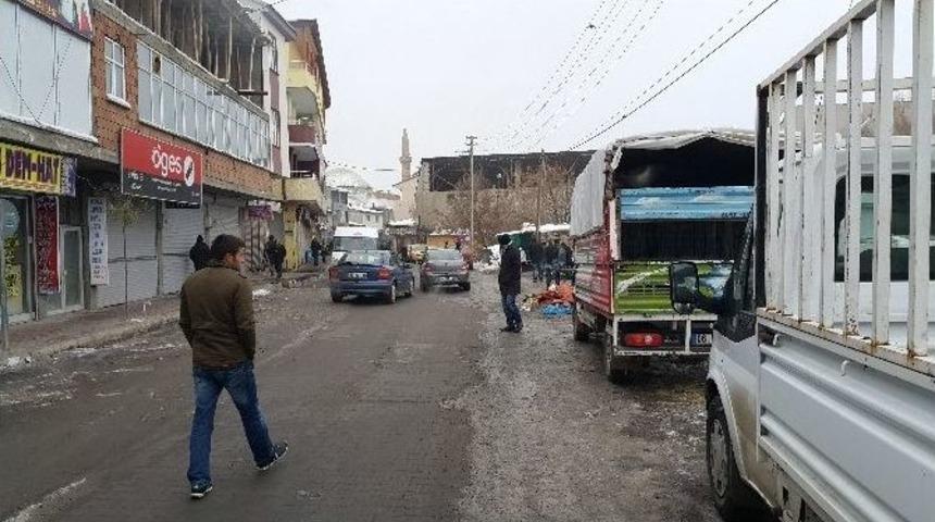 Bulanık&rsquo;ta Kepenkler A&ccedil;ılmadı