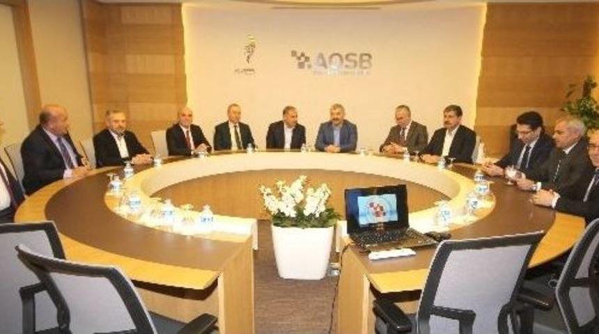 G&uuml;neyin Sanayi &Uuml;ss&uuml; Başkanları Ağırladı