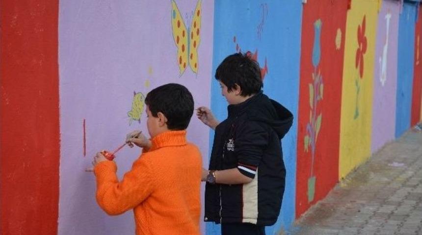 Kilis Belediyesi İle Okullar Rengarenk