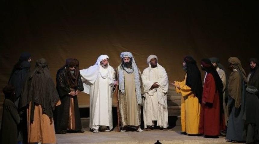 Hz. &Ouml;mer D&ouml;nemi Sahneye Taşındı