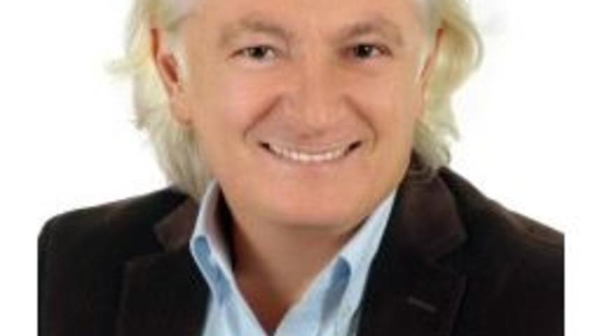 Yrd. Do&ccedil;. Dr. &Uuml;ney: "alkol Bağımlılığı İntihara S&uuml;r&uuml;kl&uuml;yor"