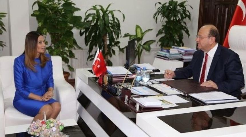 Azerbeycan Milletvekili Paşayeva&rsquo;dan Başkan &Ouml;zakcan&rsquo;a Ziyaret
