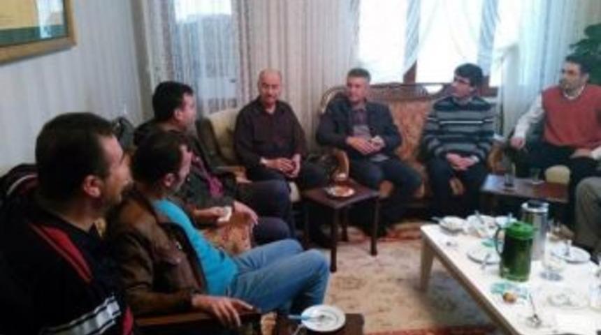 Vefalı &Ouml;ğrenciler Yıllar Sonra &Ouml;ğretmenlerini Ziyaret Etti