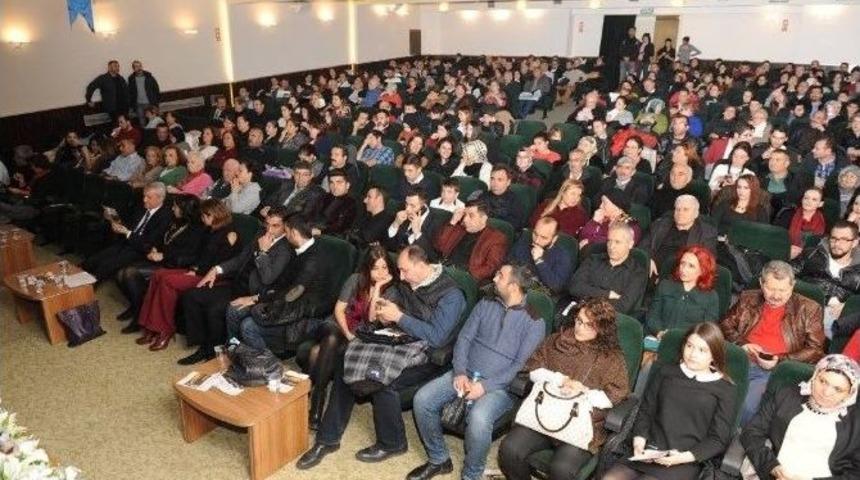 T&uuml;rk D&uuml;nyası M&uuml;zik Topluluğu&rsquo;ndan Eskişehir&rsquo;de Konser