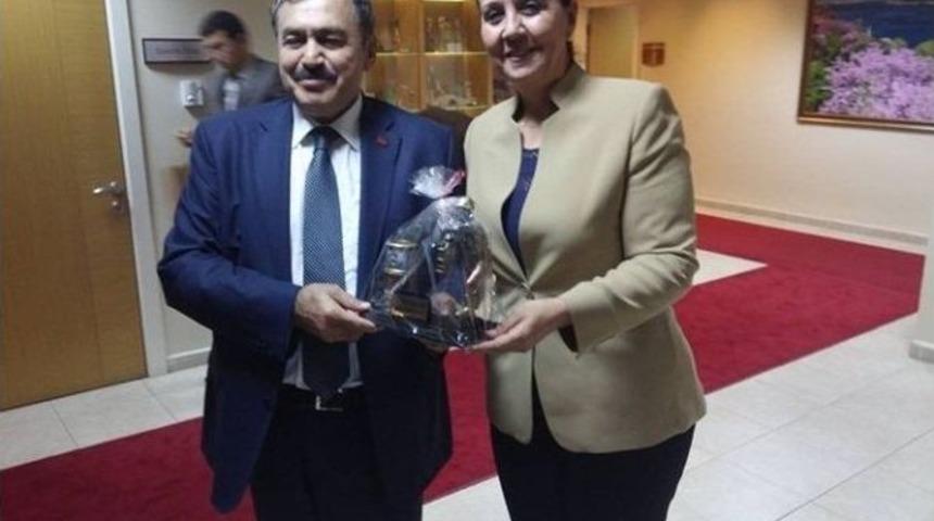 Başkan G&uuml;neş&rsquo;ten Bakan Eroğlu&rsquo;na Ziyaret