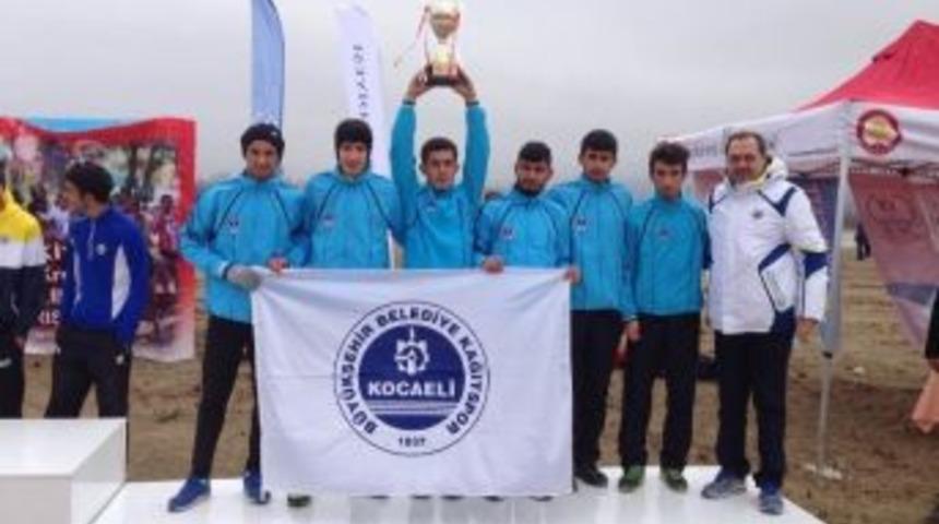 Kağıtsporlu Atletler , Kros Ligi&rsquo;nde &Uuml;&ccedil;&uuml;nc&uuml; Oldu