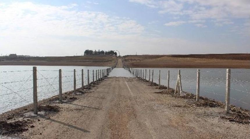 &Ccedil;amgazi Barajına Tel &Ouml;rg&uuml;l&uuml; G&uuml;venlik