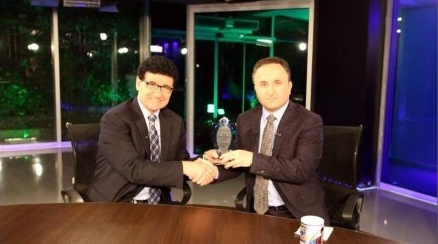 Coşkun Esen, Yılın Eğitimcisi