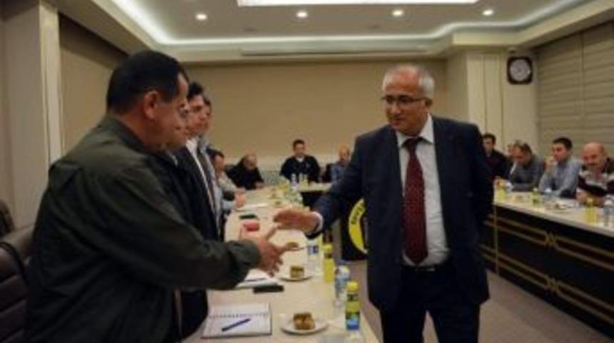 Mustafa G&uuml;ler &rsquo;yılın Belediye Başkanı&rsquo;