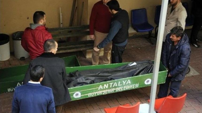 Selfie Kazasında &Ouml;len Gen&ccedil;lerin Cenazesi Alındı