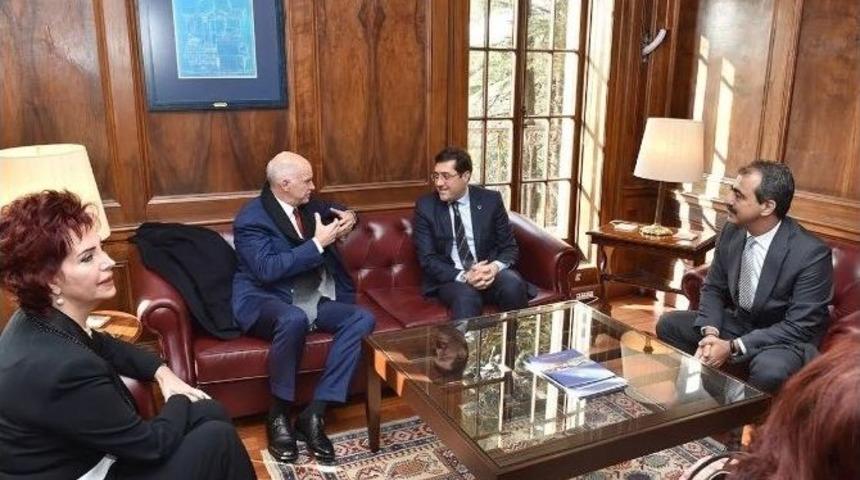 Başkan Hazinedar, Yorgo Papandreou&nbsp;ile Bir Araya Geldi