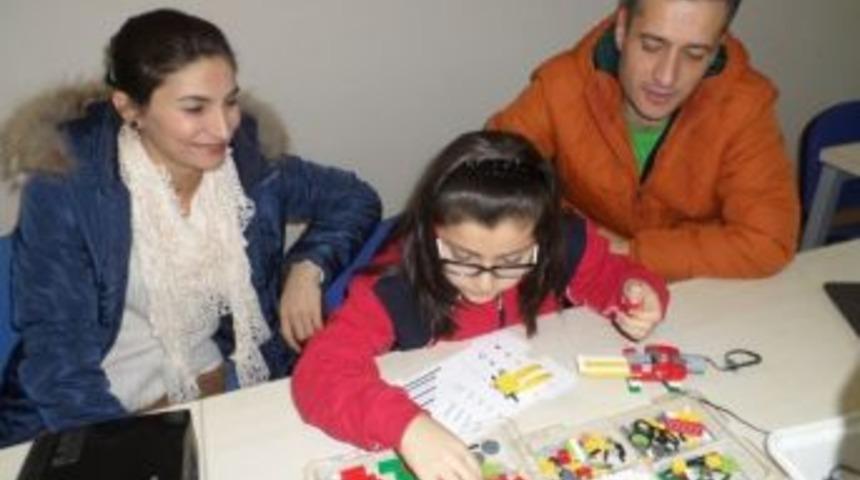 Robotik-kodlama Veli At&ouml;lyesi