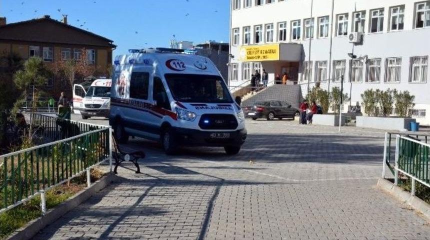 Şanlıurfa&rsquo;da 8 &Ouml;ğrenci Yemekten Zehirlendi