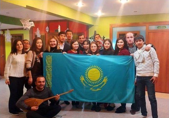 Şehirder’de Kazakistan Milli Günü Kutlandı