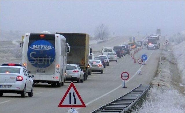 Kırıkkale’de İki Ayrı Trafik Kazası: 3 Ölü, 17 Yaralı