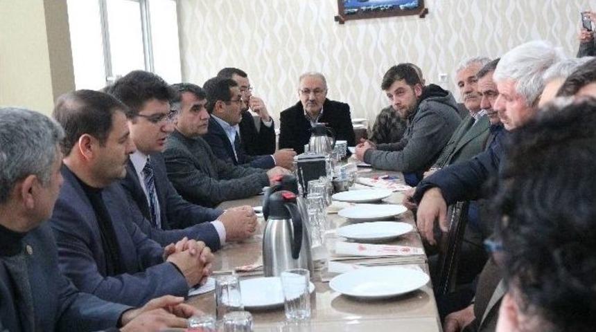 Tkdk İl Koordinat&ouml;r&uuml;, Ziraat Odası Başkanları İle Horasan&rsquo;da Bir Araya Geldi