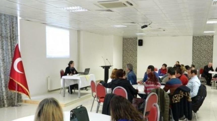 &Ouml;ğretmenlere Proje Semineri Verildi