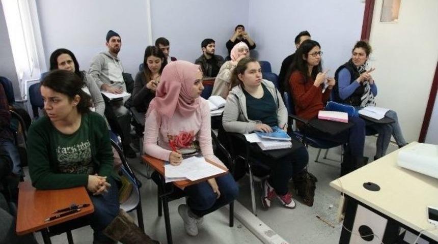 Odunpazarı Belediyesi&rsquo;nden İşitme Engellilere E-kpss Kursu