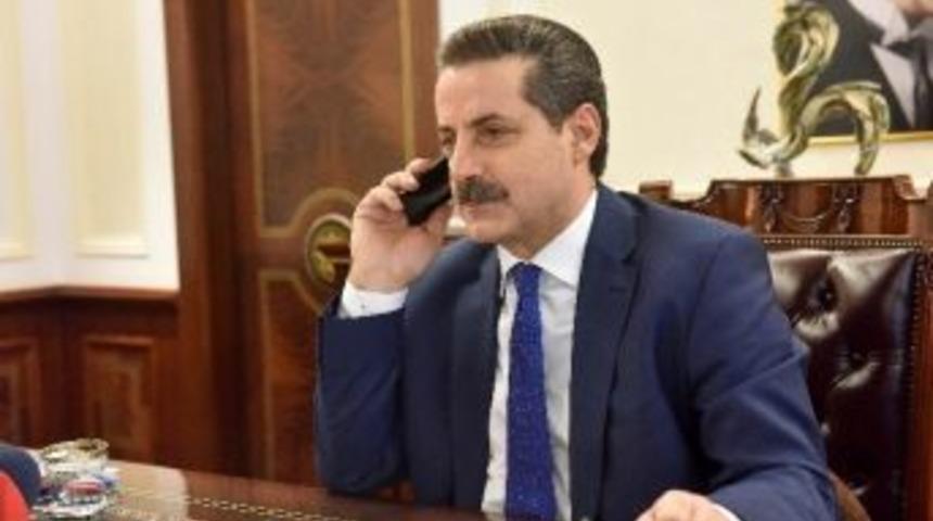 Bakan &Ccedil;elik, Telefonda Hayvan Yetiştiricilerinin Sorunlarını Dinledi