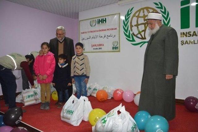 Şanlıurfa’da Suriyeli Yetimlere Yardım Yapıldı