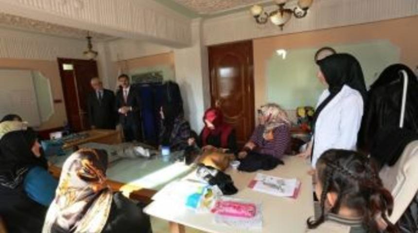 Başkan Alemdar Sermek Kursiyerlerine Misafir Oldu