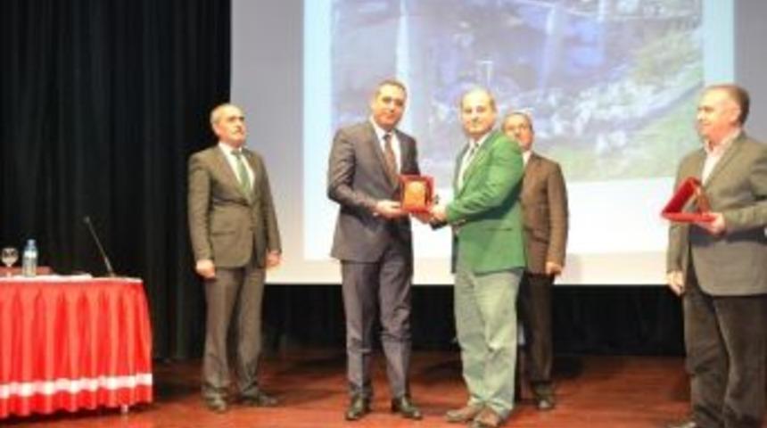 Suriye T&uuml;rkmen Meclisi Y&uuml;r&uuml;tme Kurulu &Uuml;yesi Nidal &Ouml;zt&uuml;rk :