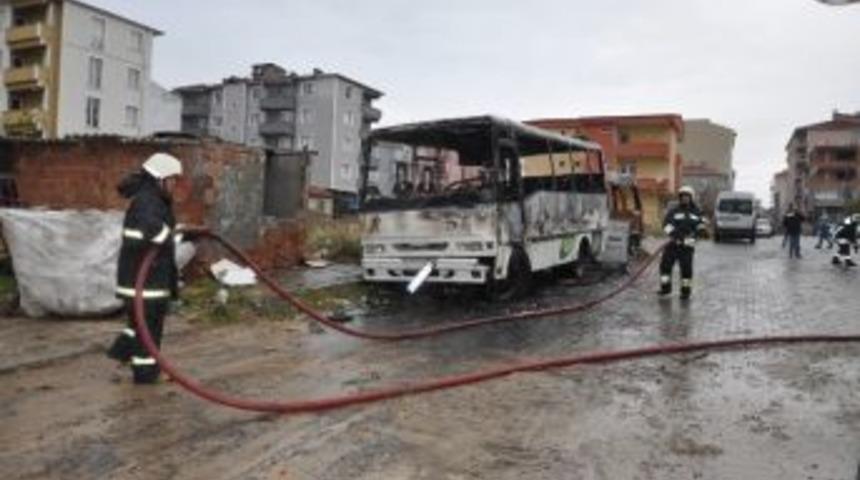 Servis Aracı K&uuml;l Oldu