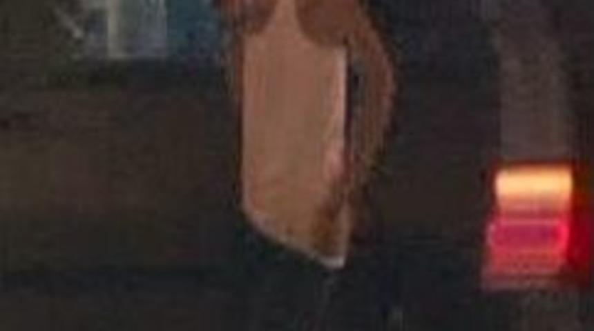 (&ouml;zel) Suriyeli Baba &Ccedil;ocuğuna Buz Gibi Havada Mendil Sattırdı