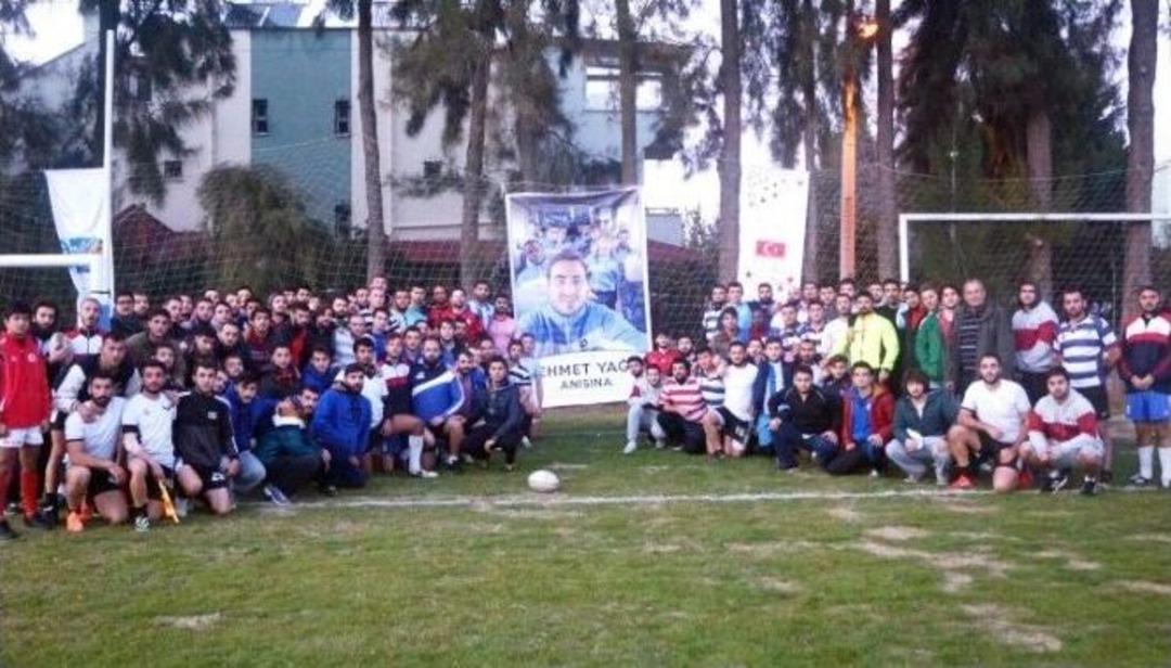 Son Ma&ccedil;ı Kazada &Ouml;len Ragbi Oyuncusu İ&ccedil;in Oynadılar