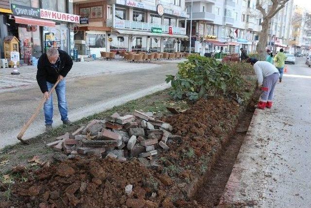 Refüjlerin Bakımı Ve Onarımı Sağlanıyor