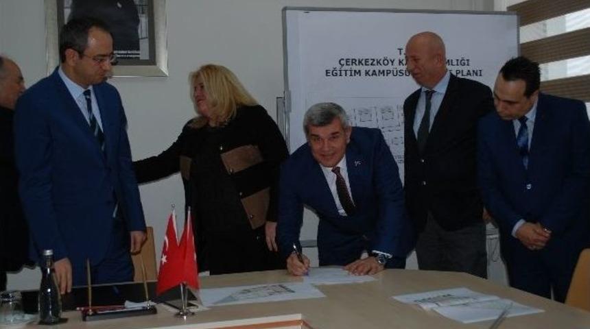 Fen Lisesi&rsquo;nin Yer Teslimi Yapıldı