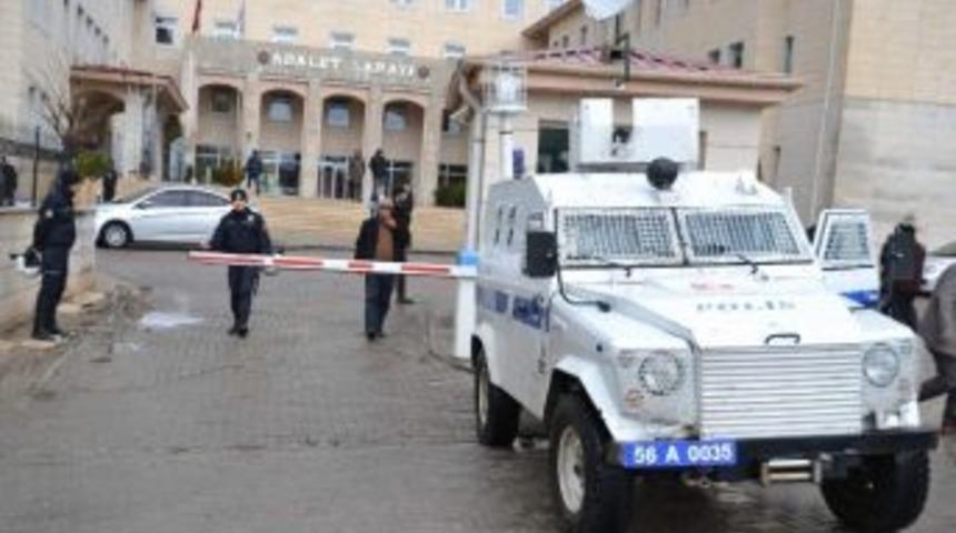 Siirt&rsquo;te Pkk&rsquo;nın Dağ Kadrosuna Eleman Kazandıran 2 Kişi Tutuklandı